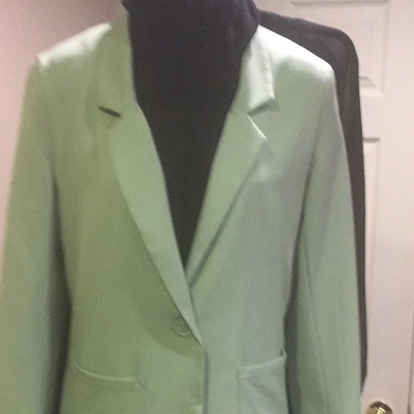 NWT Blazer light weight - Picture 2 of 4